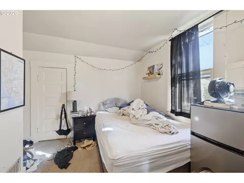 Bedroom - 344 E 14th Ave, Eugene, OR 97401 photo 4 of 7