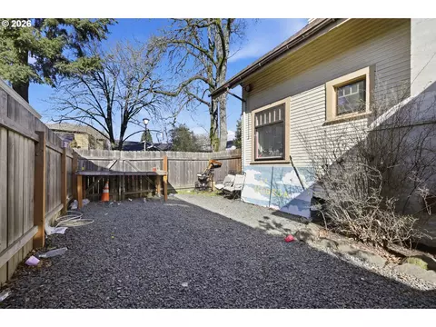 Exterior - 344 E 14th Ave, Eugene, OR 97401 photo 3 of 7