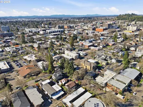 View/Area - 344 E 14th Ave, Eugene, OR 97401 photo 1 of 5