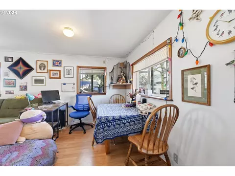 Dining - 344 E 14th Ave, Eugene, OR 97401 photo 2 of 2
