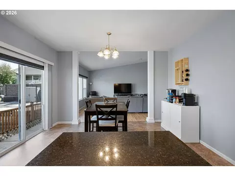 Dining - 1056 Ruby Clair Dr, Creswell, OR 97426 photo 1 of 1