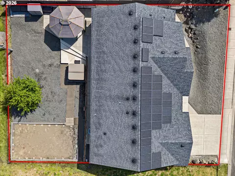 View/Area - 1056 Ruby Clair Dr, Creswell, OR 97426 photo 1 of 6