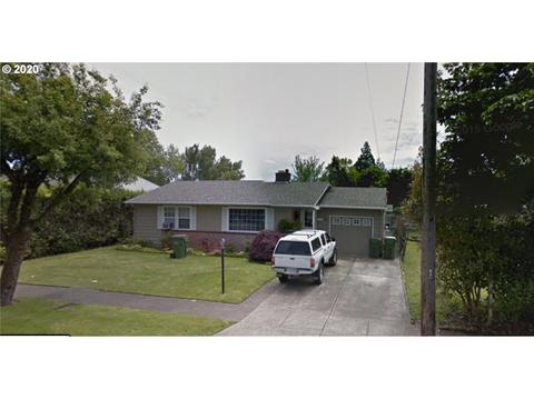 908 E 5th St, Newberg, OR 97132 photo 1