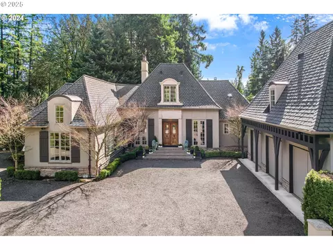 1098 Chandler Rd, Lake Oswego, OR 97034