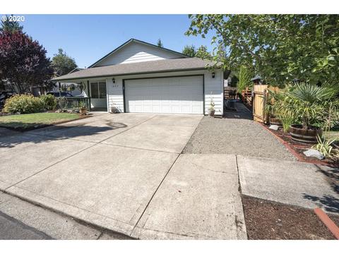 1027 SE Barnes Rd, Gresham, OR 97080 photo 1