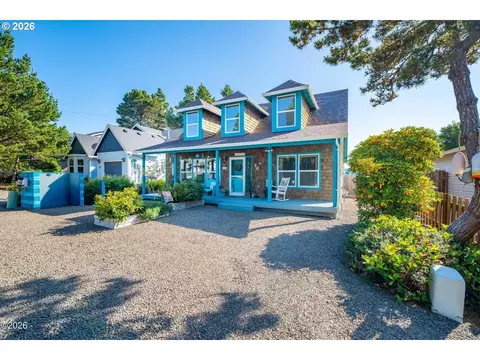30 Sijota St, Gleneden Beach, OR 97388