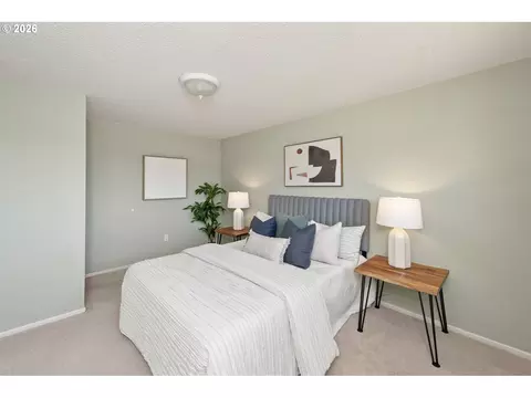 Bedroom - 21414 SE Salmon St, Gresham, OR 97030 photo 1 of 7