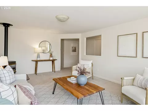 Living - 21414 SE Salmon St, Gresham, OR 97030 photo 3 of 10