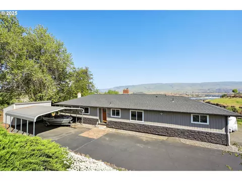 3103 Fremont St, The Dalles, OR 97058