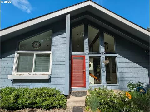 Exterior - 645 Startouch Dr, Eugene, OR 97405 photo 2 of 3