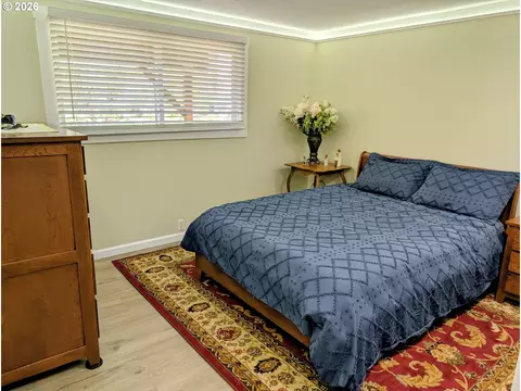 Bedroom - 645 Startouch Dr, Eugene, OR 97405 photo 5 of 5