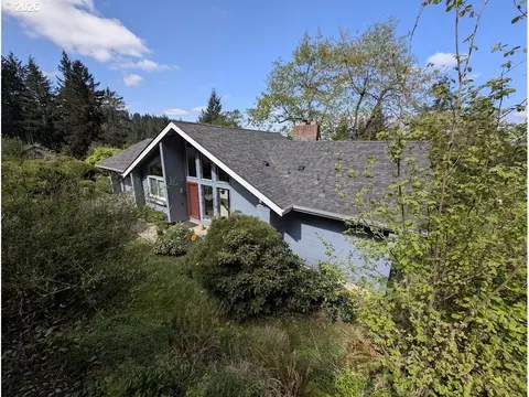 645 Startouch Dr, Eugene, OR 97405