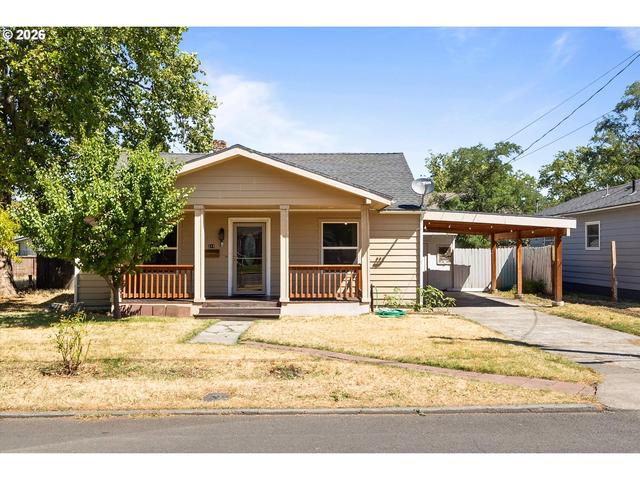 214 NW 5th Ave, Milton Freewater, OR 97862