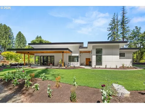 Exterior - 41640 SE Beaverdam St, Sandy, OR 97055 photo 7 of 8