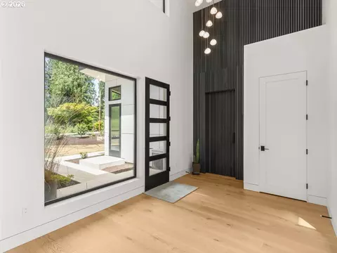 Entry Way - 41640 SE Beaverdam St, Sandy, OR 97055 photo 1 of 5
