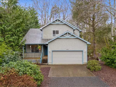 49800 Proposal Rock Loop, Neskowin, OR 97149