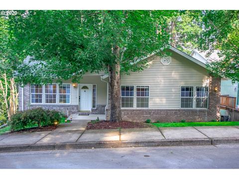 752 S 73rd St, Springfield, OR 97478 photo 1