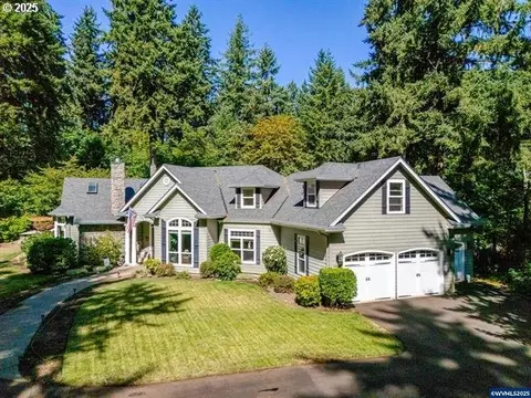 4598 Grand Fir Ln, Salem, OR 97302