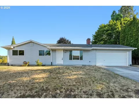 3029 NE Azalea St, Hillsboro, OR 97124