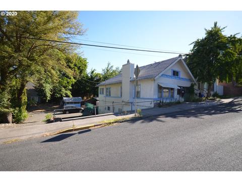 311 E 7th, The Dalles, OR 97058 photo 1