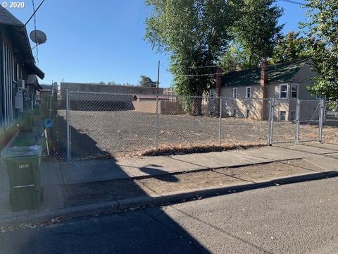 320 SE Byers Ave, Pendleton, OR 97801 photo 1