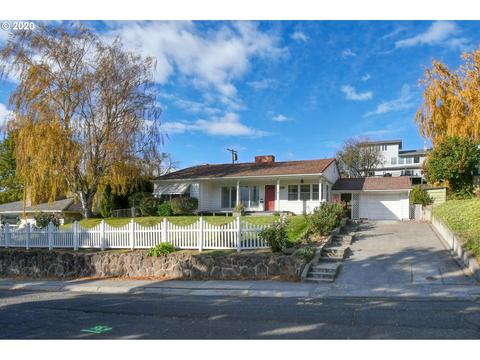 809 NW 11th St, Pendleton, OR 97801 photo 1