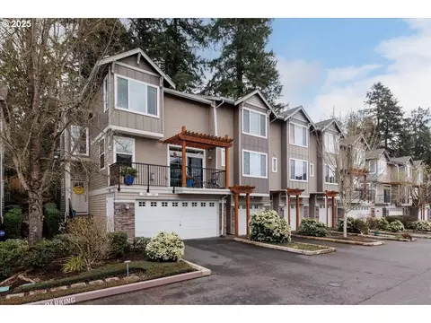 748 NW 118th Ave #101, Portland, OR 97229