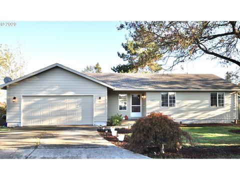 607 E 7th St, Molalla, OR 97038 photo 1