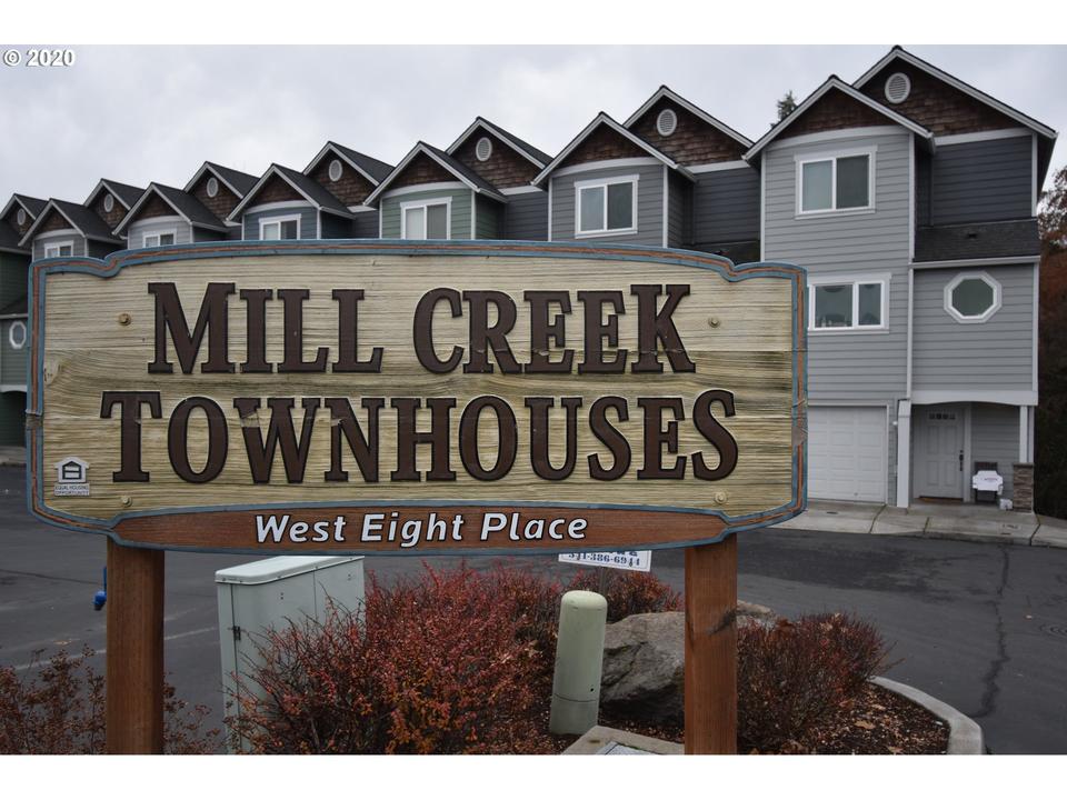 990 W 8th Pl, The Dalles, OR 97058 1 photo MLS 20111185 Movoto