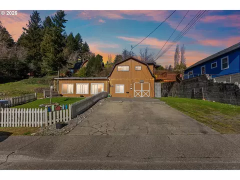 1148 Minnesota Ave, Coos Bay, OR 97420