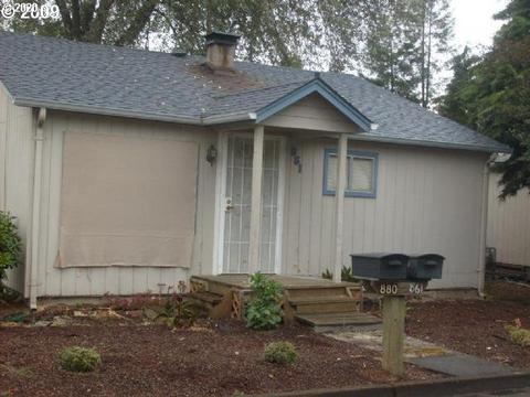 861 26th St, Springfield, OR 97477 photo 1