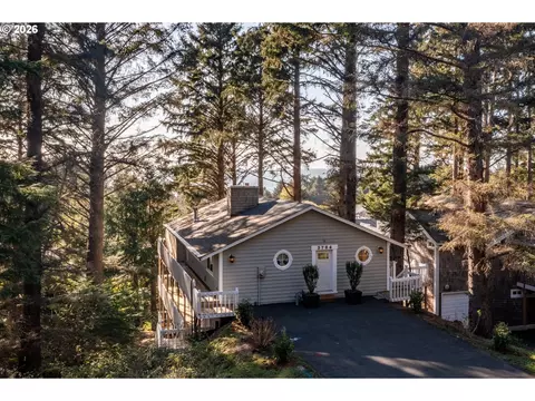 3764 E Chinook Ave, Cannon Beach, OR 97110