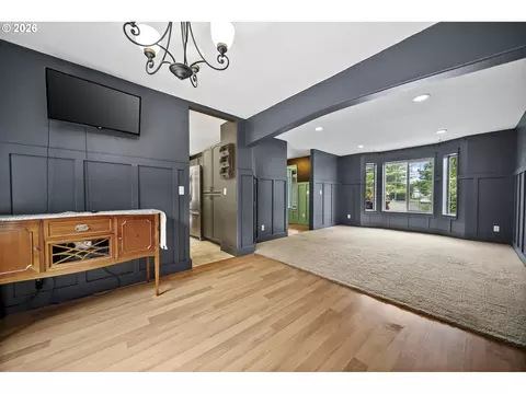 Living - 4505 SE 33rd Ct, Gresham, OR 97080 photo 3 of 6