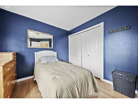 Bedroom - 4505 SE 33rd Ct, Gresham, OR 97080 photo 6 of 6