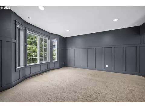 Living - 4505 SE 33rd Ct, Gresham, OR 97080 photo 2 of 6