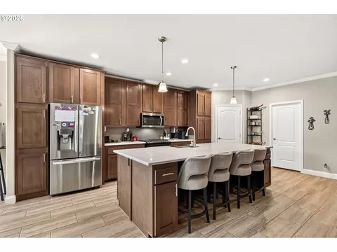 623 N Overlook Loop, Otis, OR 97368 photo 4