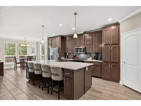 623 N Overlook Loop, Otis, OR 97368 photo 3