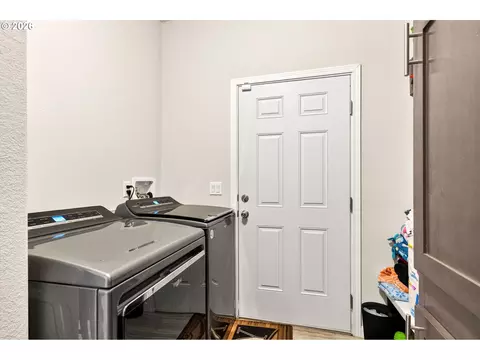 623 N Overlook Loop, Otis, OR 97368 photo 16