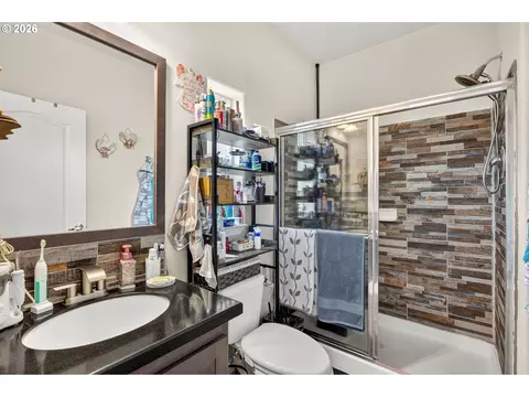 623 N Overlook Loop, Otis, OR 97368 photo 20