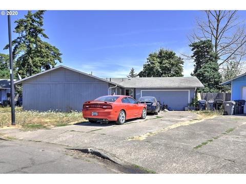 4577 Hilton Dr, Eugene, OR 97402 photo 1