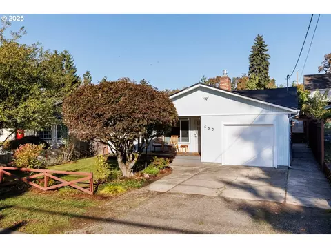 550 Exeter St, Gladstone, OR 97027