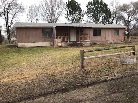 70004 Paul Smith Rd, Boardman, OR 97818 photo 1