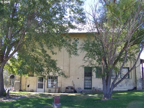 73694 Hill St, Pendleton, OR 97801 photo 1