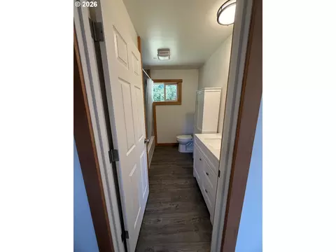 Bath - 220 W Birch St, Powers, OR 97466 photo 1 of 2