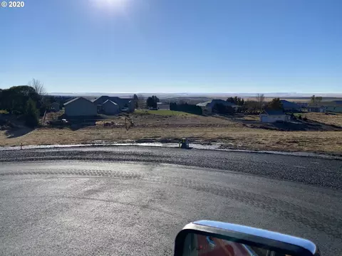000 Cutter Way, Echo, OR 97826