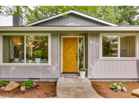 620 Collins Crest St, Gladstone, OR 97027 photo 1