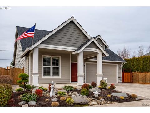 4462 Wendover St, Eugene, OR 97404 photo 1