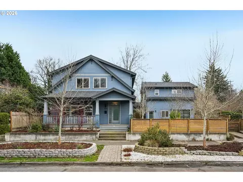 2046 SE 51st Ave, Portland, OR 97215