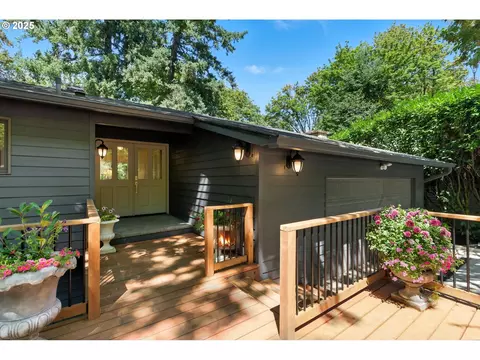2651 Lookout Ct, Lake Oswego, OR 97034