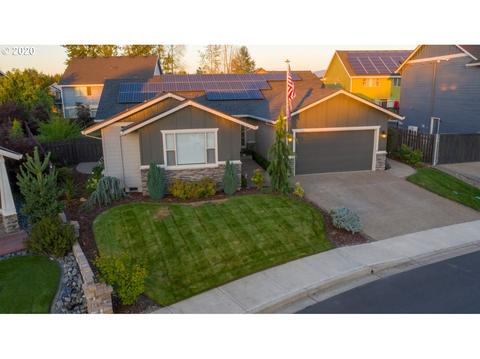 701 Kelsey Loop, Molalla, OR 97038 photo 1